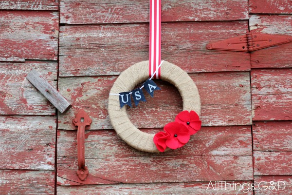 Patriotic #MemorialDay #USA DIY wreath. | www.allthingsgd.com
