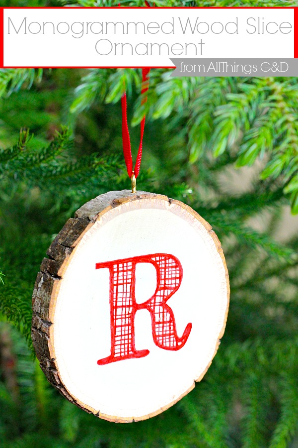 This DIY Monogrammed Wood Slice Ornament combines monograms, rustic and plaid for a Christmas trend trifecta - includes a free printable monogram to make your own! | www.allthingsgd.com