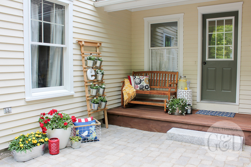 Lowe's Front Yard Makeover in Portland, Maine. #lowesmainemakeover